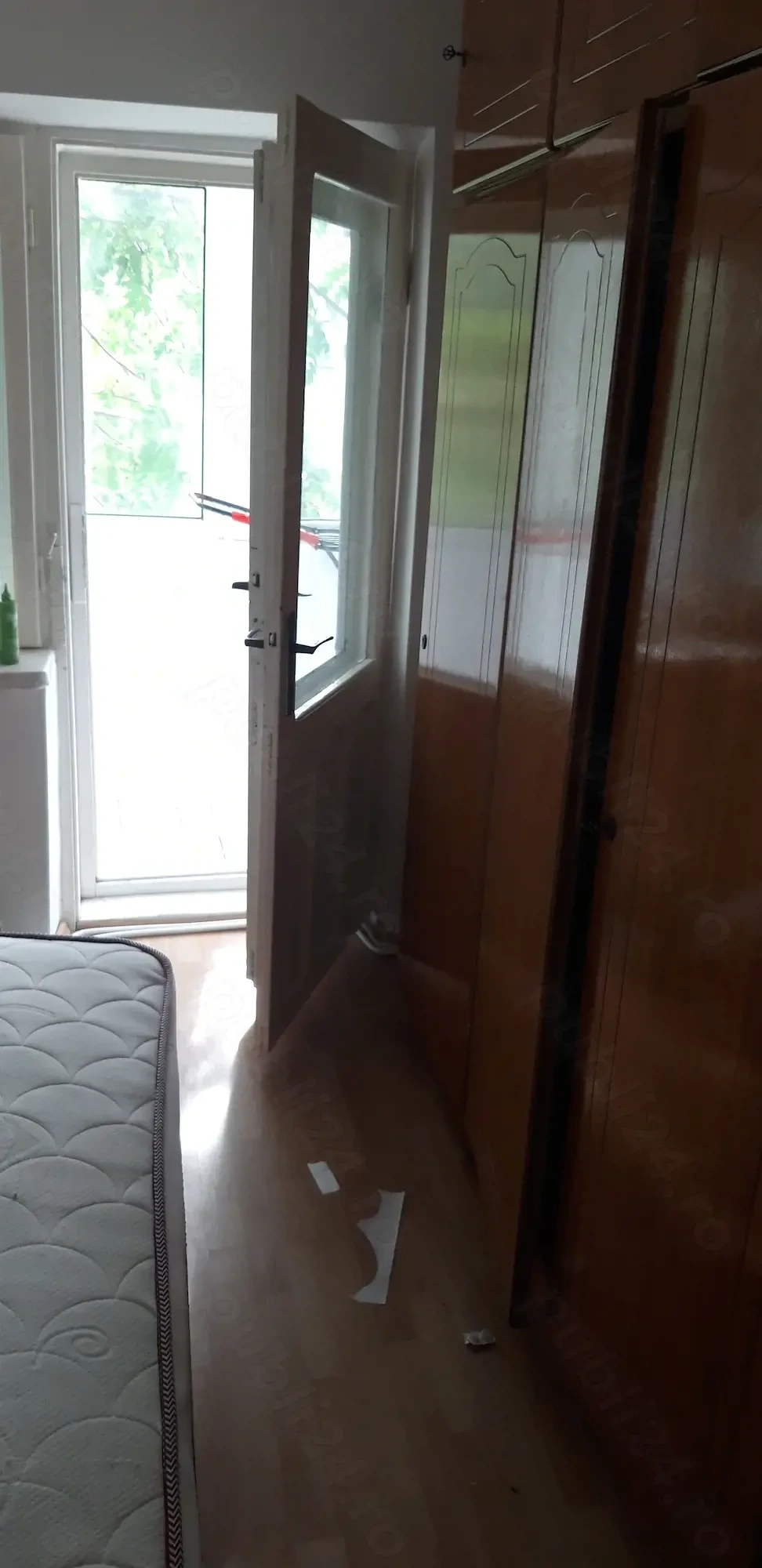 Apartament cu 3 camere de inchiriat