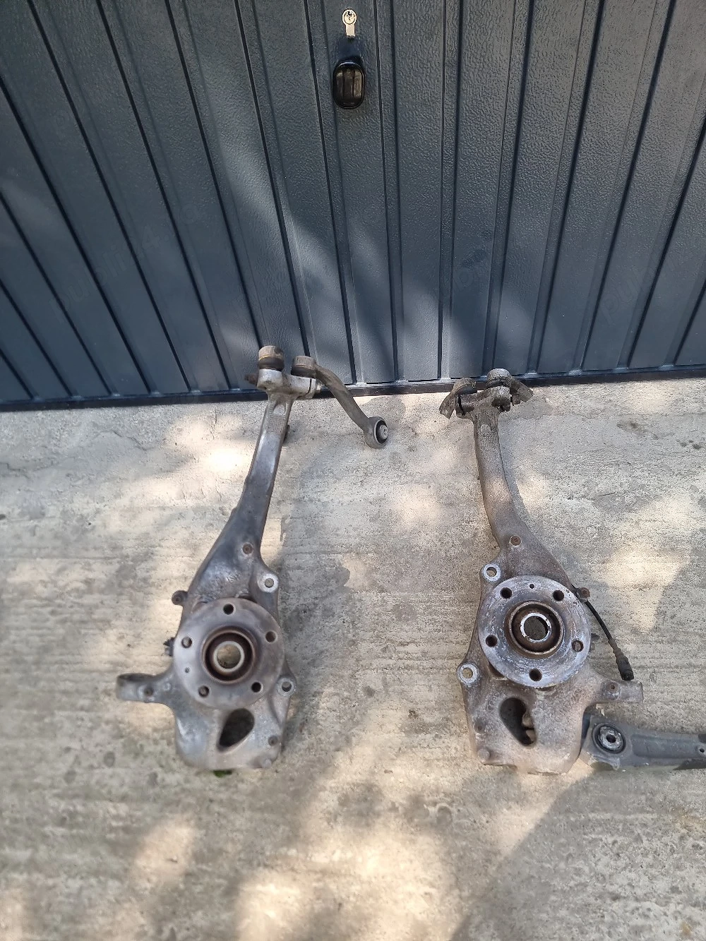 fuzeta stanga dreapta audi a6 c7