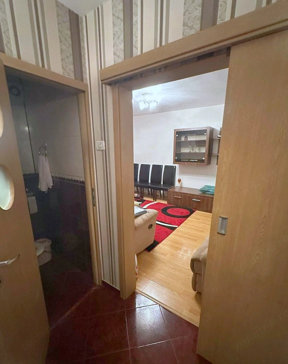 4 camere confort 1, centrală proprie, 2 băi, Titan