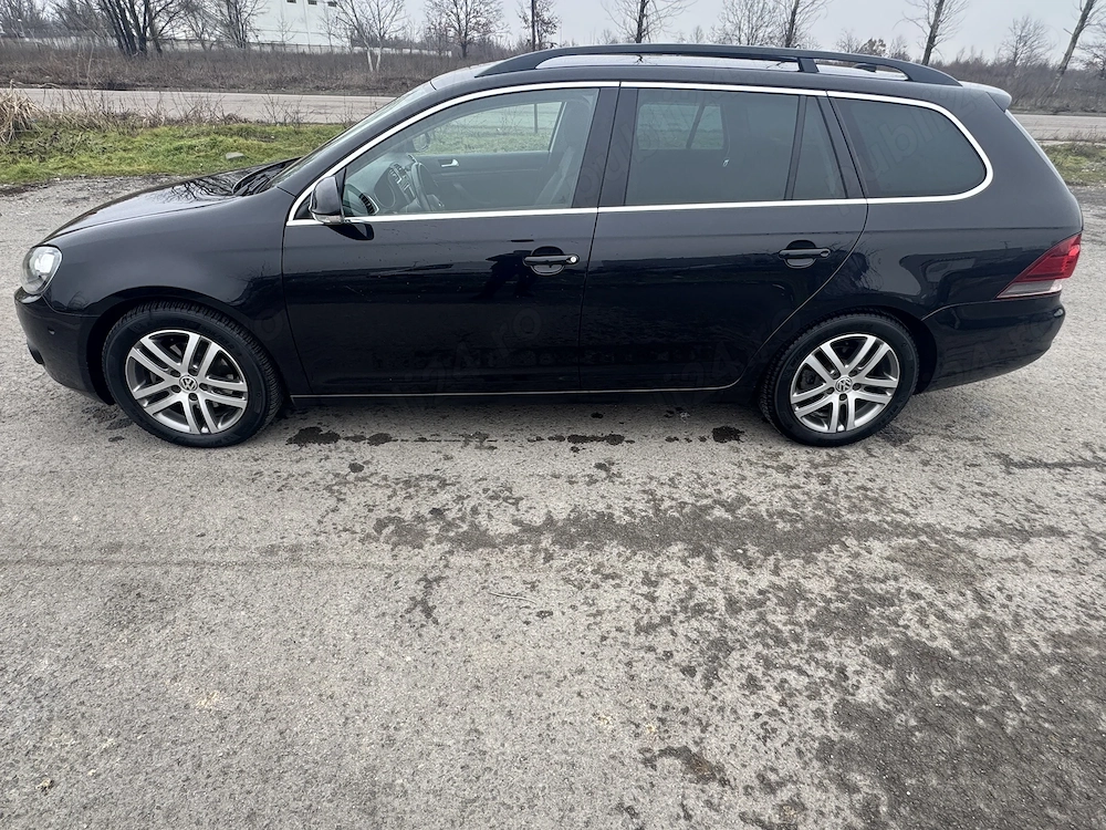 Volkswagen Golf VI