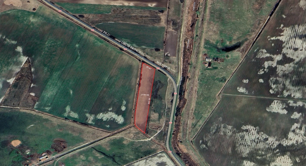 Teren agricol extravilan la șosea 