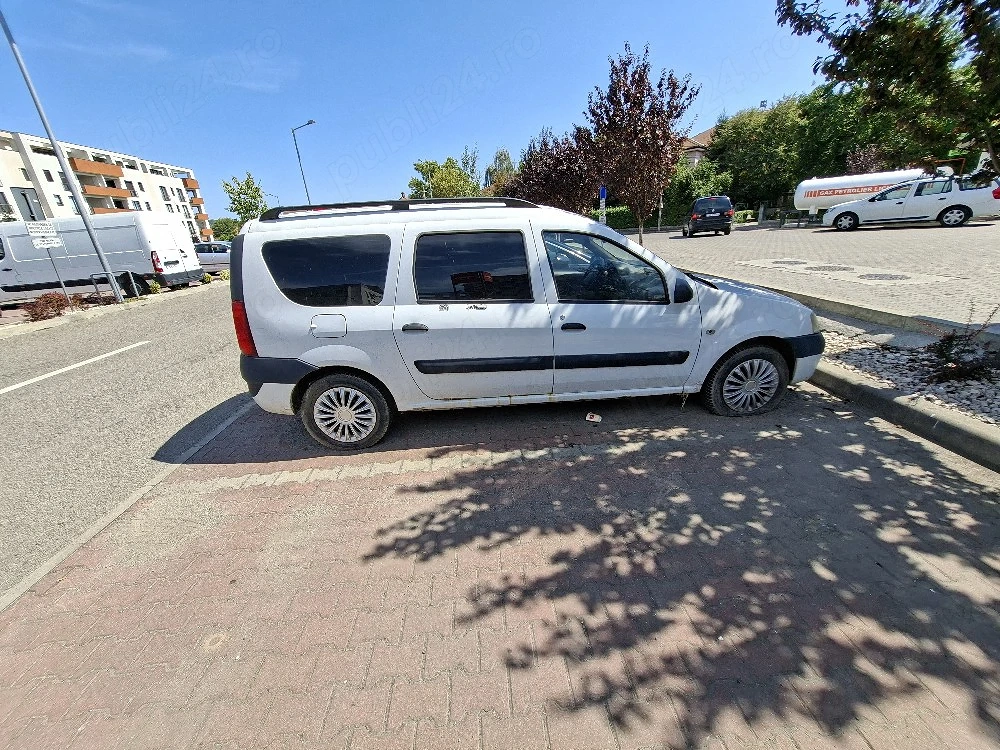 Dezmembrez Dacia Logan MCV