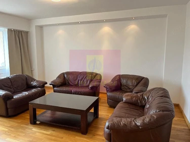 Apartament spațios și luminos Piata Unirii