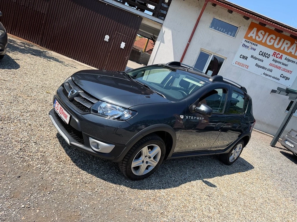 Dacia Sandero Stepway - An 2016 - Motor 0.9 TCe 90cp - Navigatie - Aer Conditionat - E5