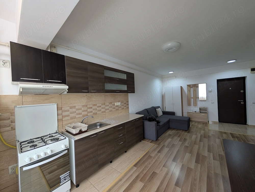 Apartament 2 camere, parcare, zona Florilor, ideal pentru investitie