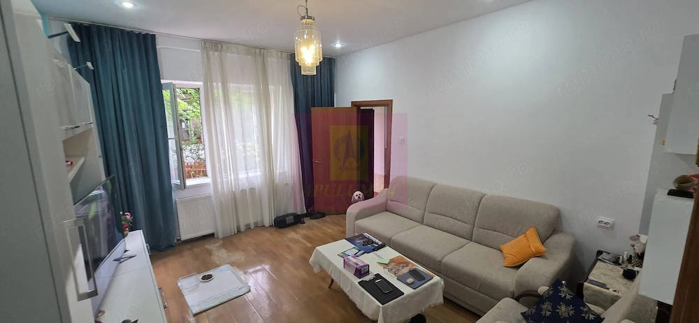 Apartament 2 camere de vanzare in Sinaia