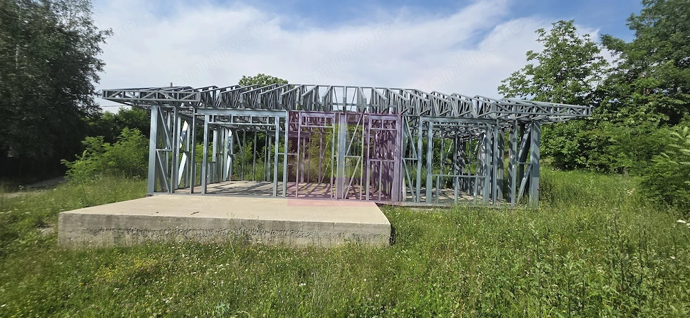 Casa pe structura metalica si teren de 757 mp de vanzare in Brebu