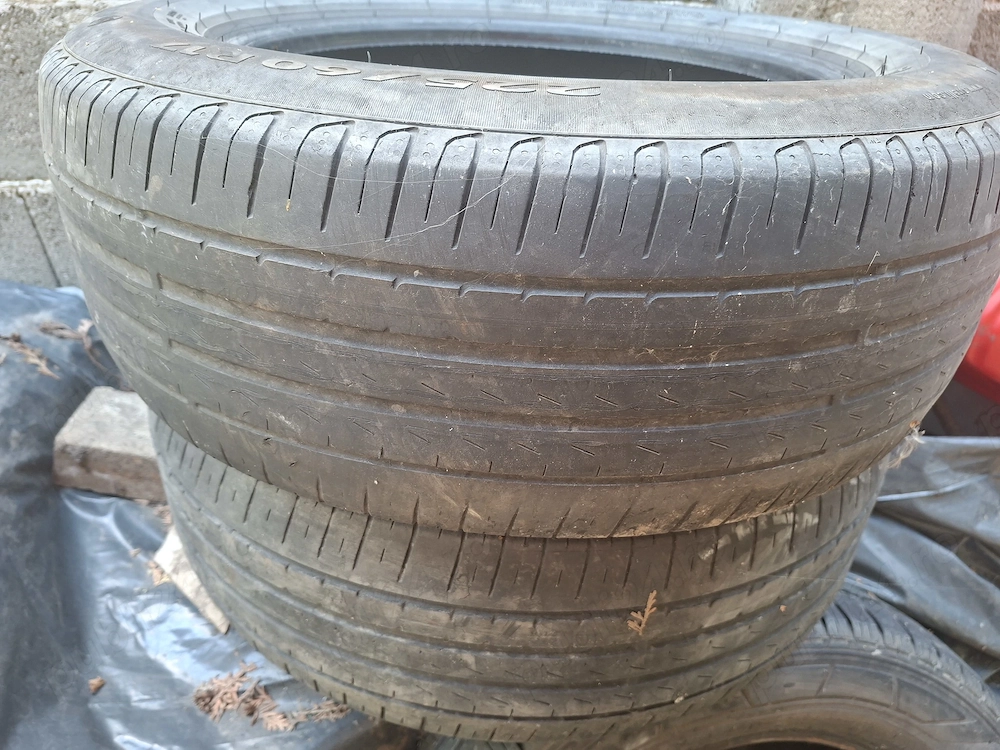 50 lei bucata, 2 Cauciucuri vara Pirelli Cinturato Runflet 225 60 17