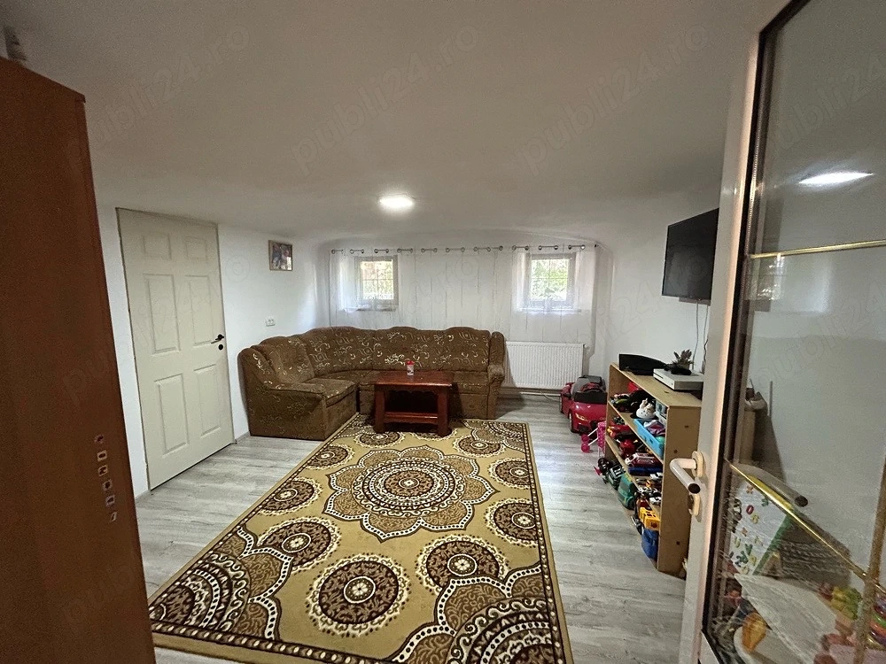 Apartament 2 camere renovat    zona Intim, str. Mărășești | Centrală proprie | Curte + parcare