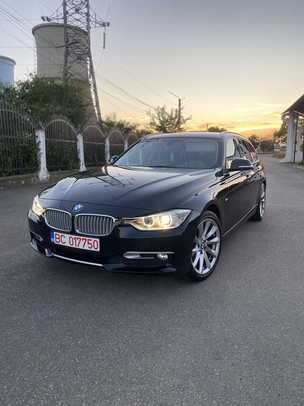 BMW 318d F31 Touring (2014)   Modern Line | Stare excelentă  |  Unic proprietar