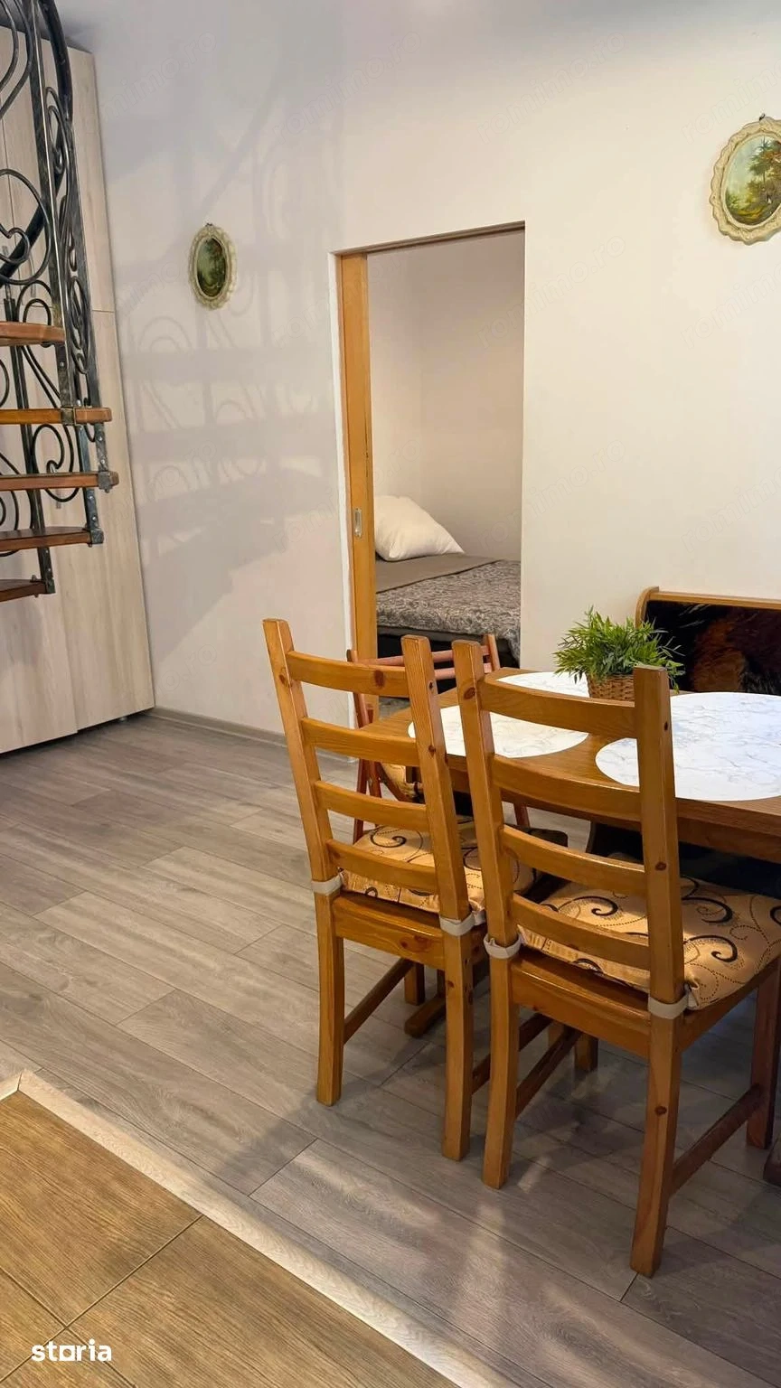 Duplex , 2 dormitoare, 2 băi, 60 mp   Brașov, 15 Noiembrie nr. 20