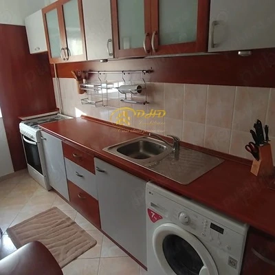 Apartament 2 camere decomandate, zona Alexanru.