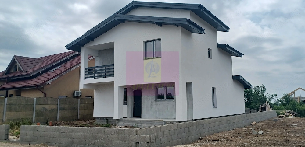 Săbăreni, casă p+1E+m, 5 camere, 3 bai, terasă acoperită, CT