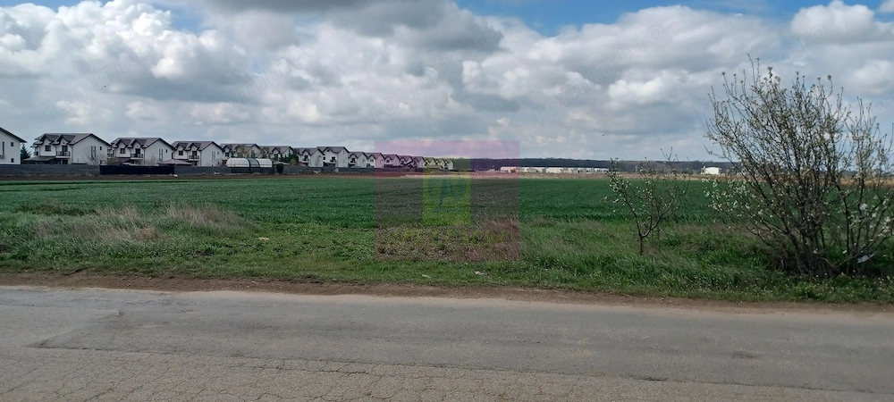 Săbăreni, teren intravilan 1000 mp, cu utilitati în apropiere