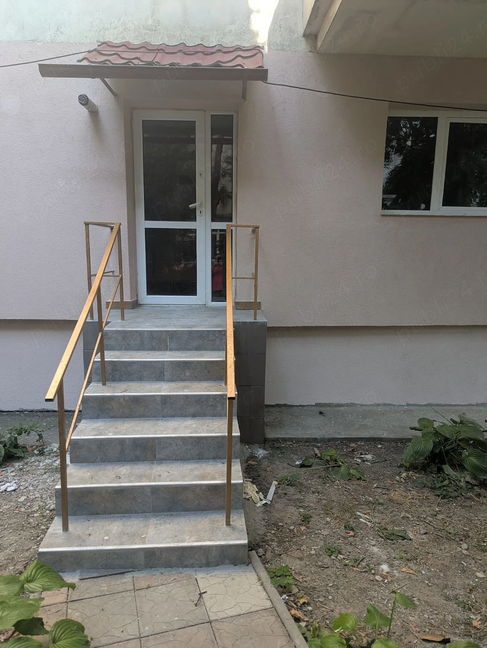 Inchiriez Apartament 2 Camere - Parter - Intrare Separata - Energiei