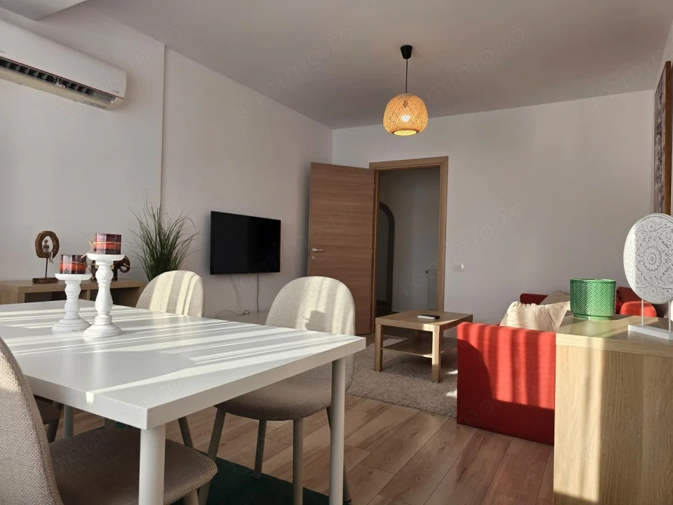 Apartament sptios Otopeni, parcul Unirii, utilat si mobilat. bloc cu lift