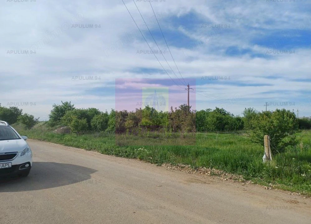 Teren 1400 mp, intravilan construibil, în Joița