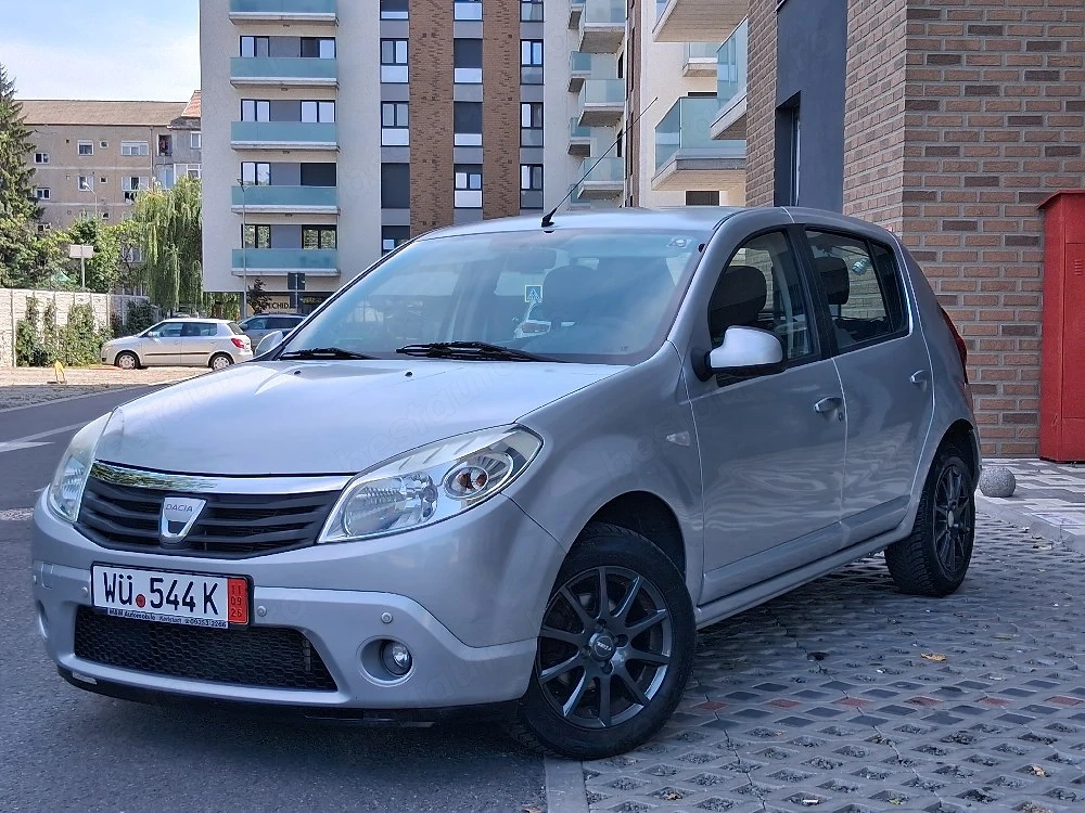 Dacia Sandero 1.4 MPI Model Laureate
