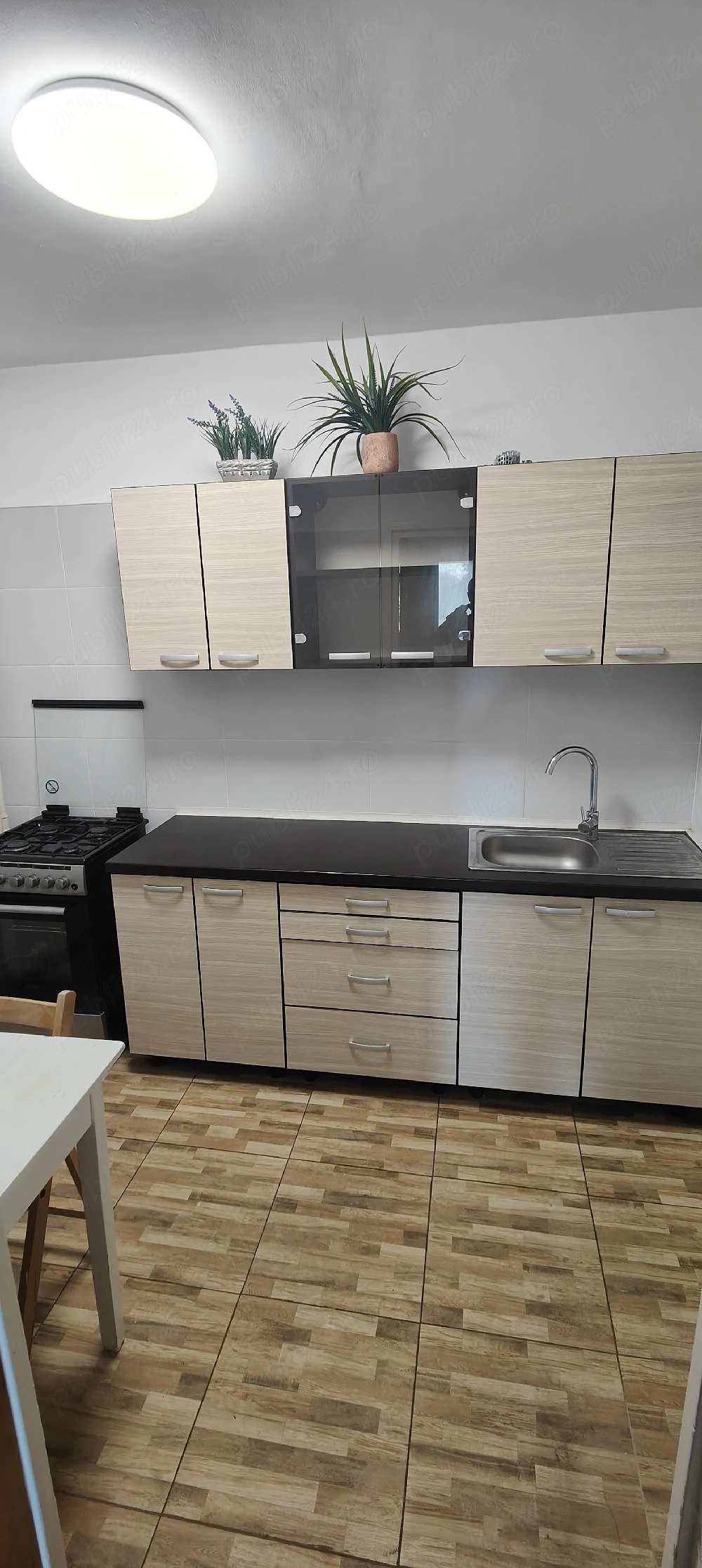 Particular închiriez ap 3 cam. Pet Friendly 