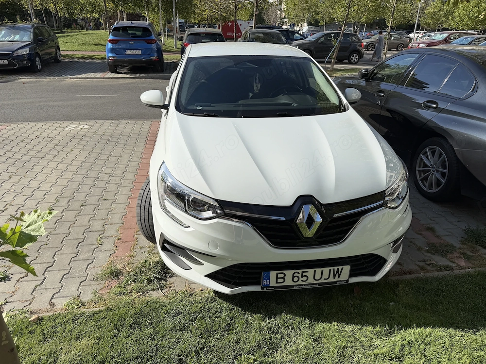 Renault Megane Sedan 1.3 TCe 140 CP | Equilibre | 45.000 km | Cameră + LED | GPL