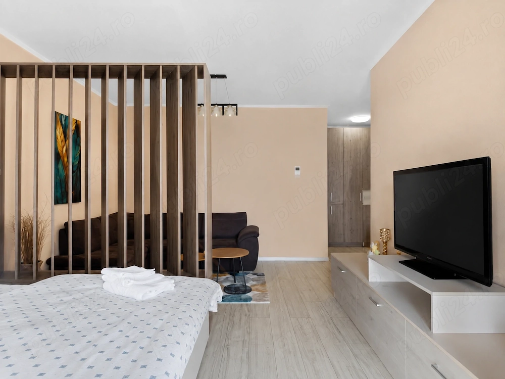 Inchiriez apartament ADORA PARK