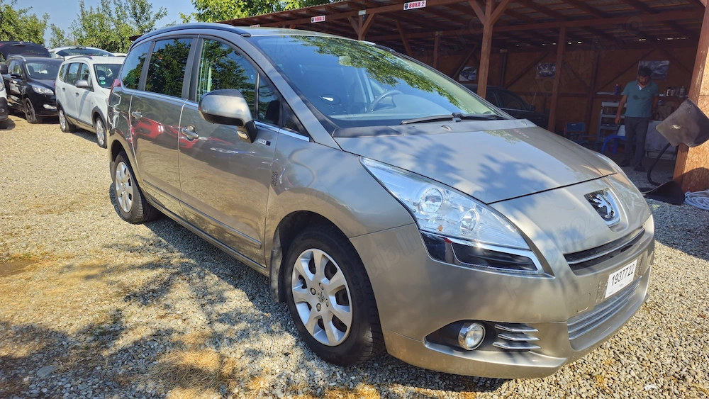 Peugeot 5008 1.6 diesel 2013 7 locuri import recent