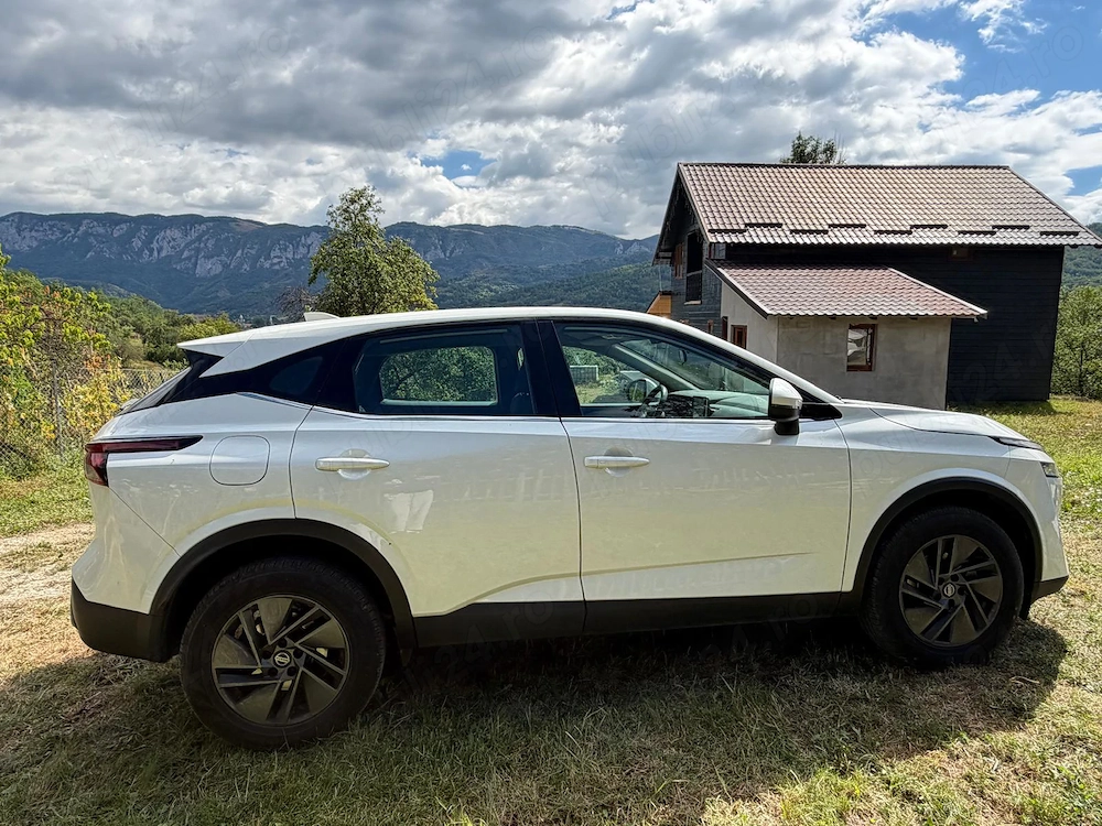 Vând nissan qashqai