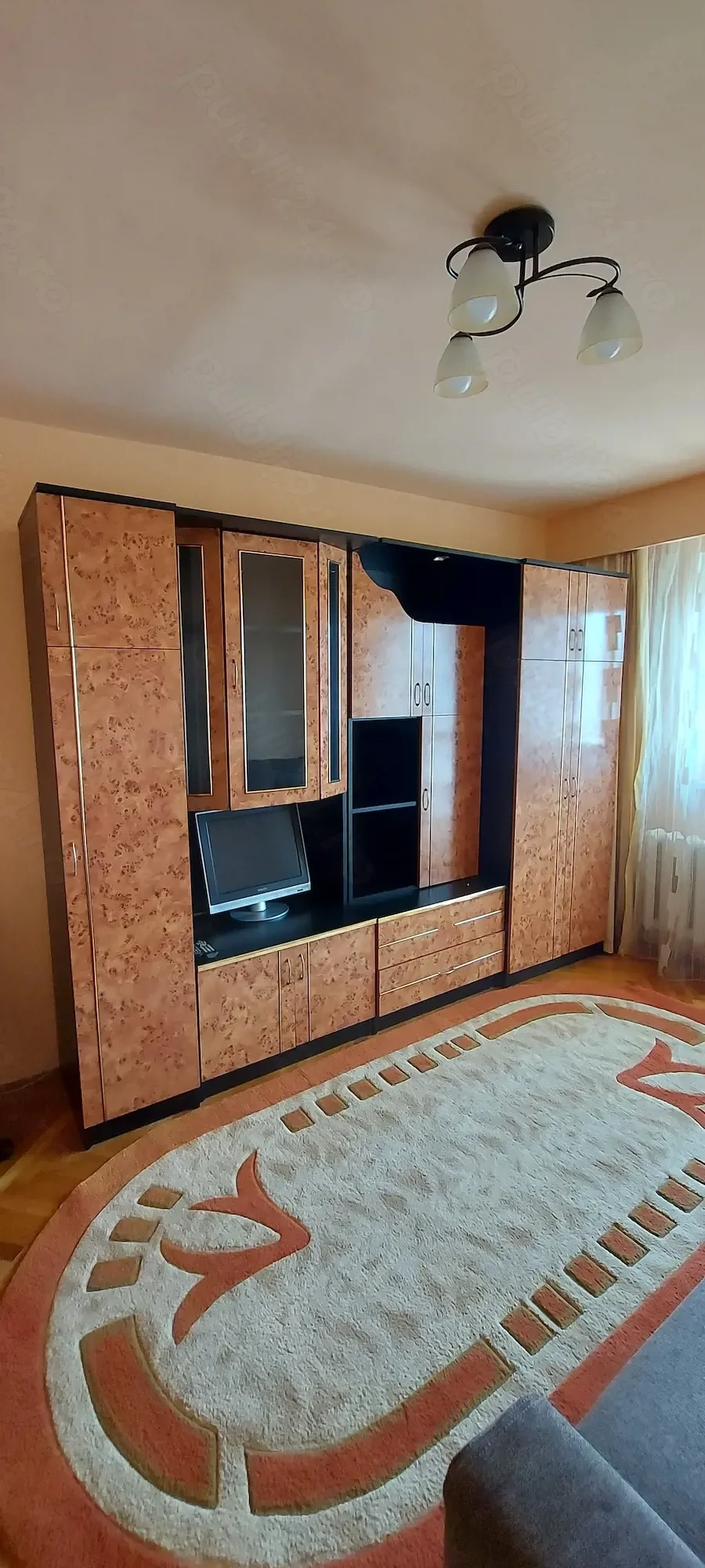 Inchiriez ap.2 camere Manastur