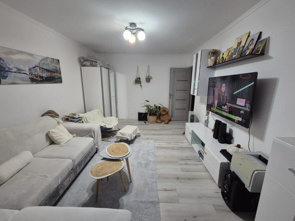 Vânzare apartament 2 camere - Trivale, Pitești