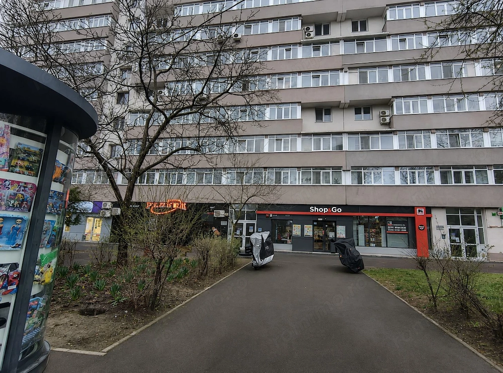Apartament 3 camere, etaj 1,Bd Timisoara