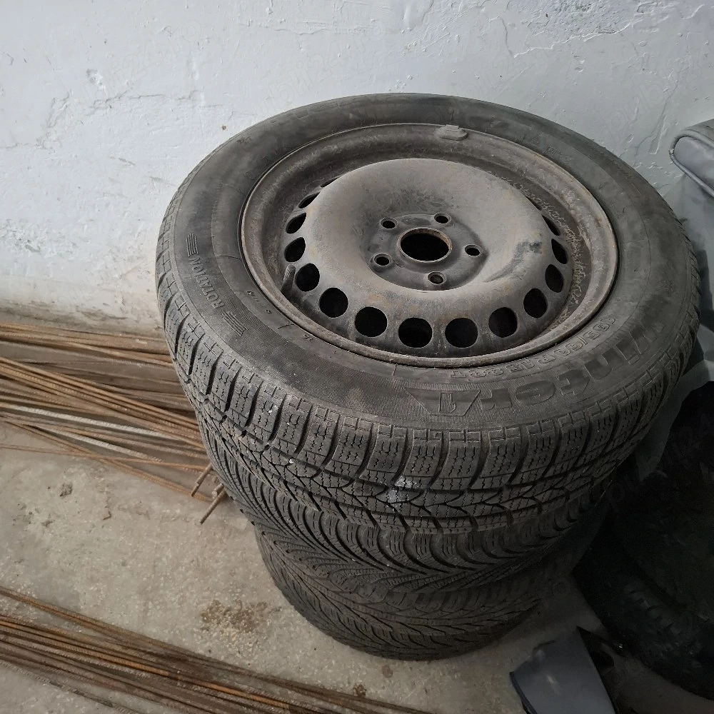 vând roți olsizen negociabi R15