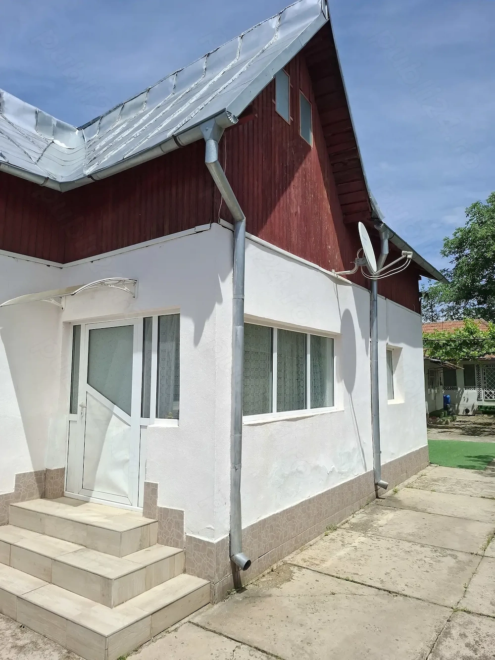 Casa in Cocorastii Caplii, jud Prahova, la 5 km de Campina