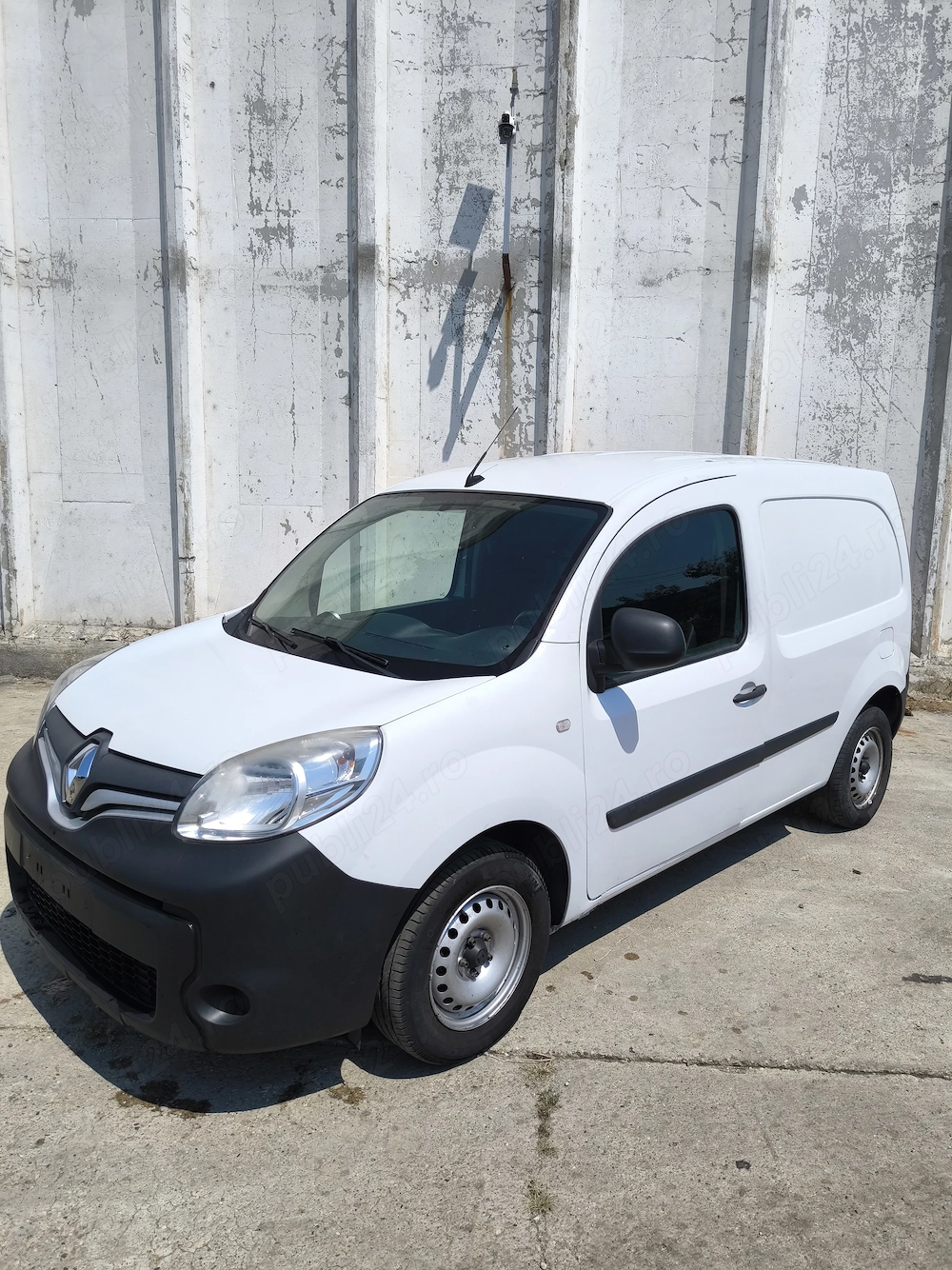 Vând Renault Kangoo 11.2015  1.5 dci ideal comunitate 