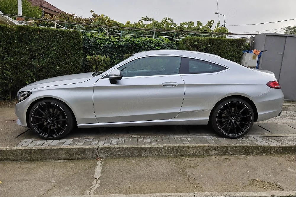 MERCEDES-BENZ Clasa C