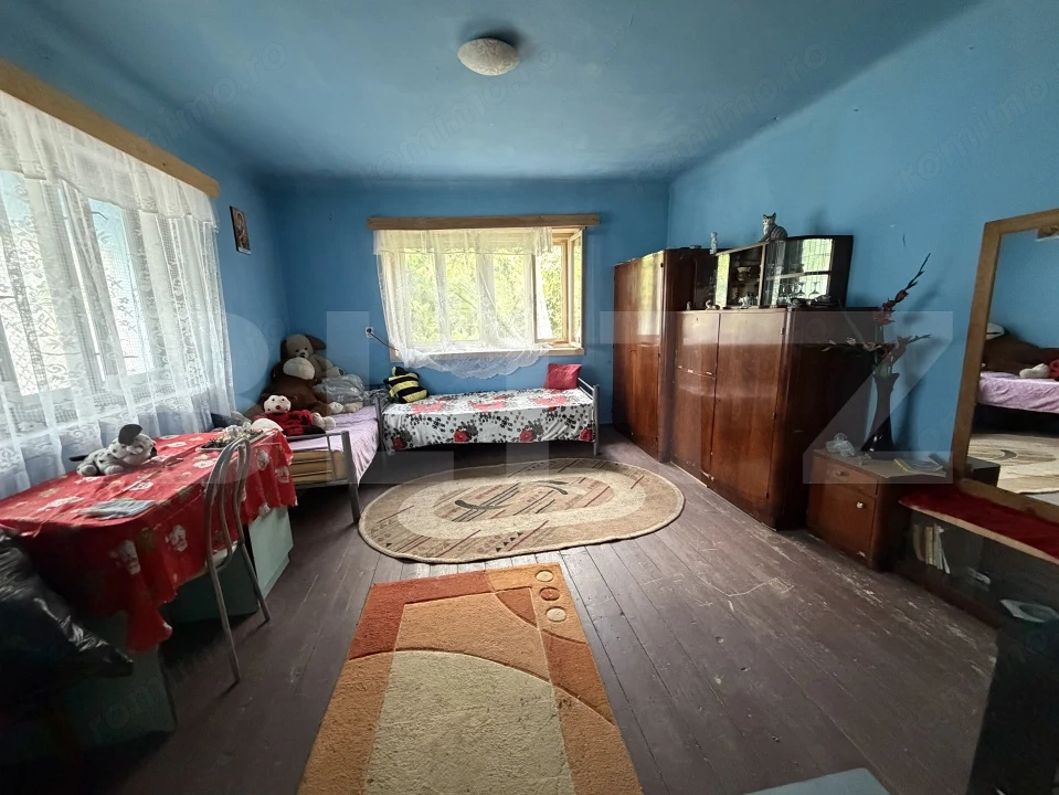 Casa individuala, 50 mp, teren 1000 mp, zona Hurez