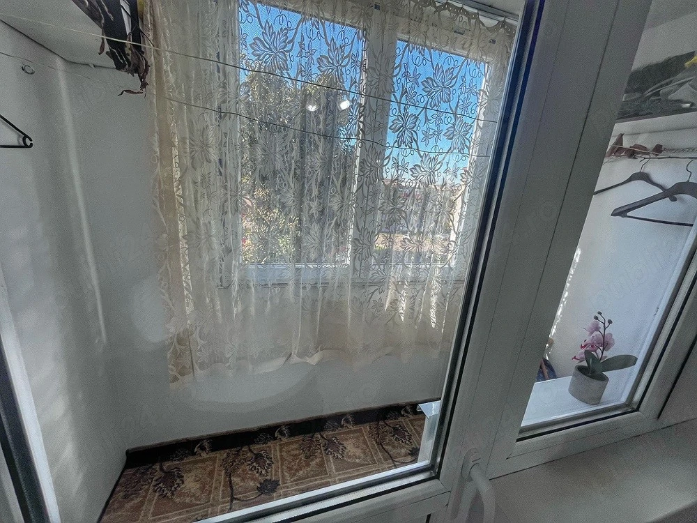 Vand apartament 2 camere 