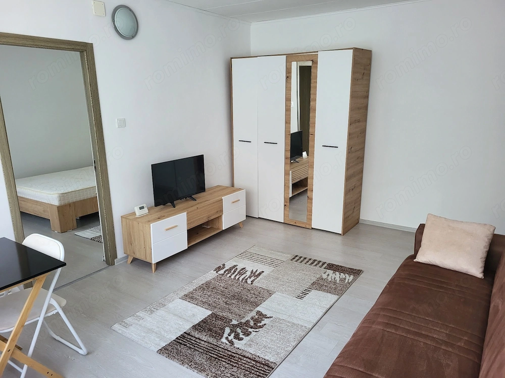 Inchiriez apartament 2 camere