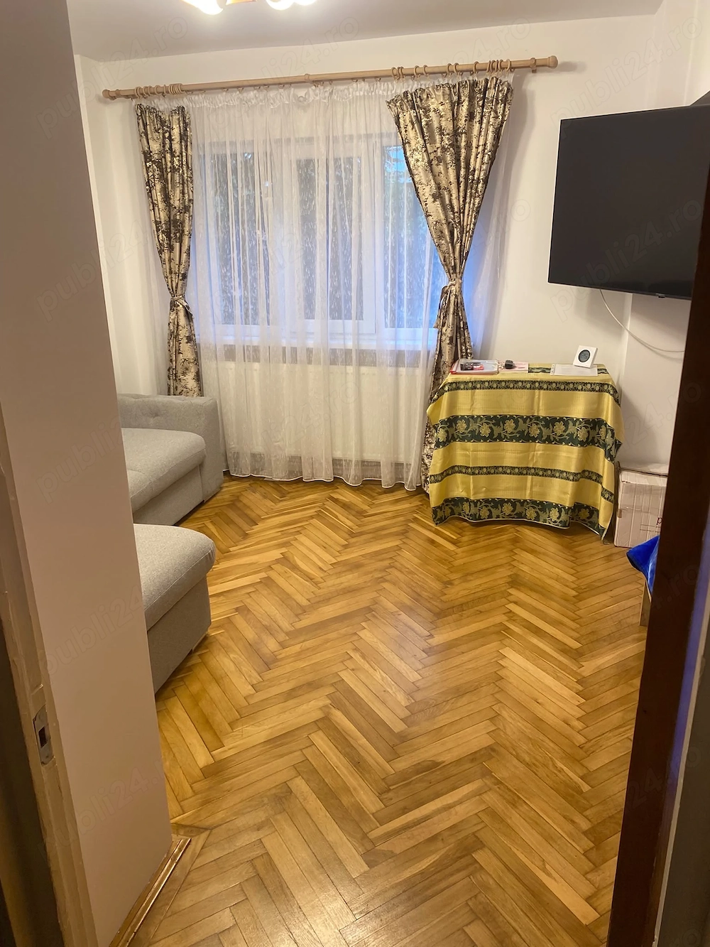 Vând garsonieră în cartier Craiovei