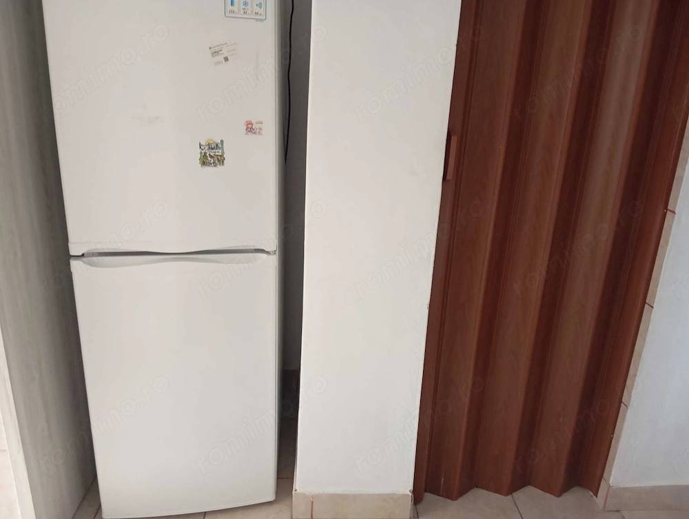 De închiriat apartament 2 camere în Drumul Taberei