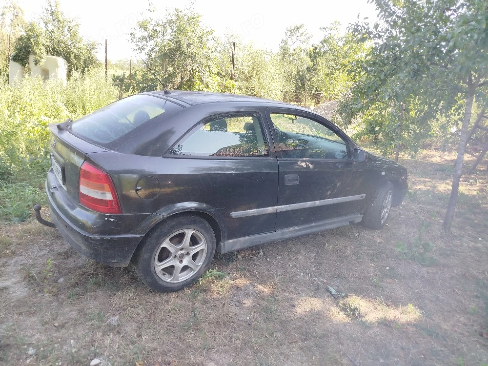 Vând Opel Astra T98 motorină 1686cc