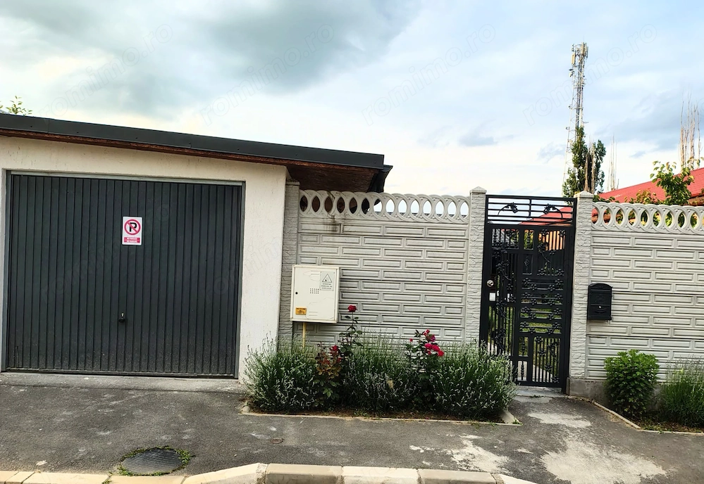 De Vânzare: Proprietate completă Casă 3 Camere + Garaj Mare + Teren 400 mp