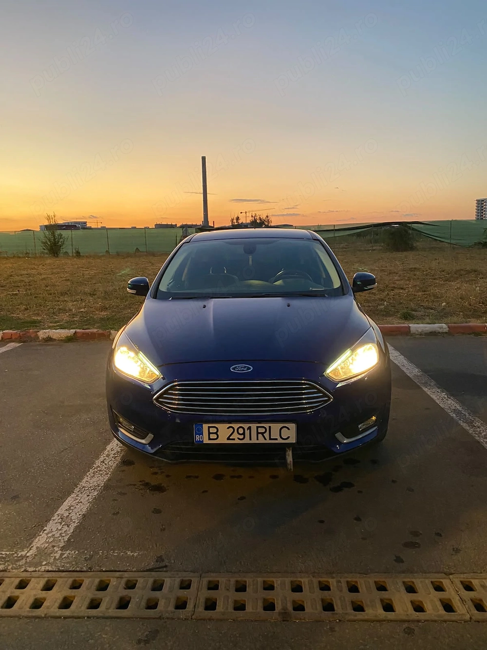 Ford Focus 1.0 Ecoboost  125 CP  Echipare Titanium + Pachet de iarna