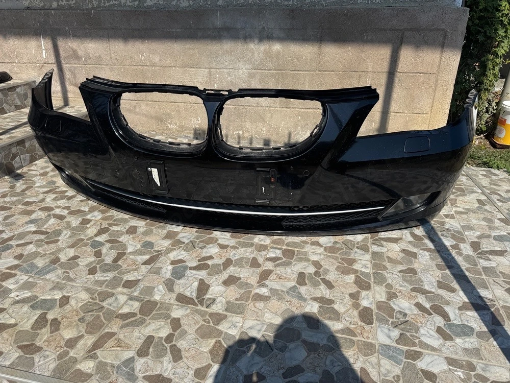 Bara BMW E60 facelift .