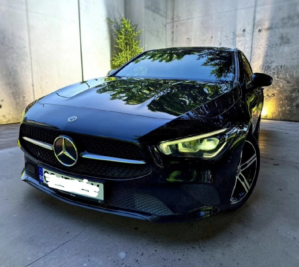 Mercedes Benz CLA 180, 2022