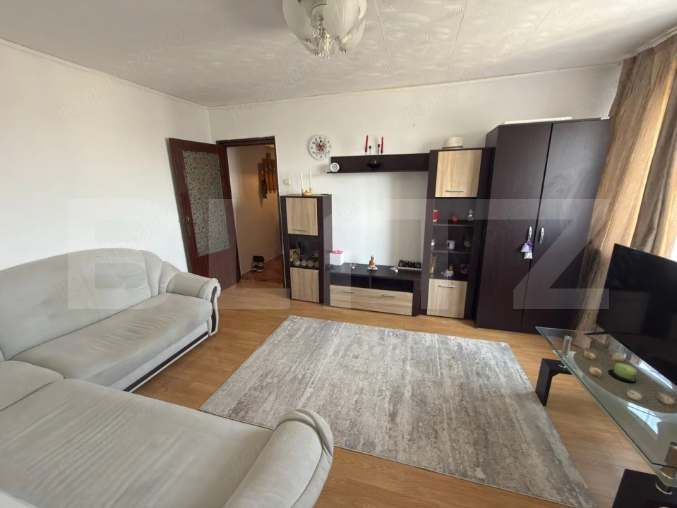 Apartament 2 camere- zona Malu Rosu
