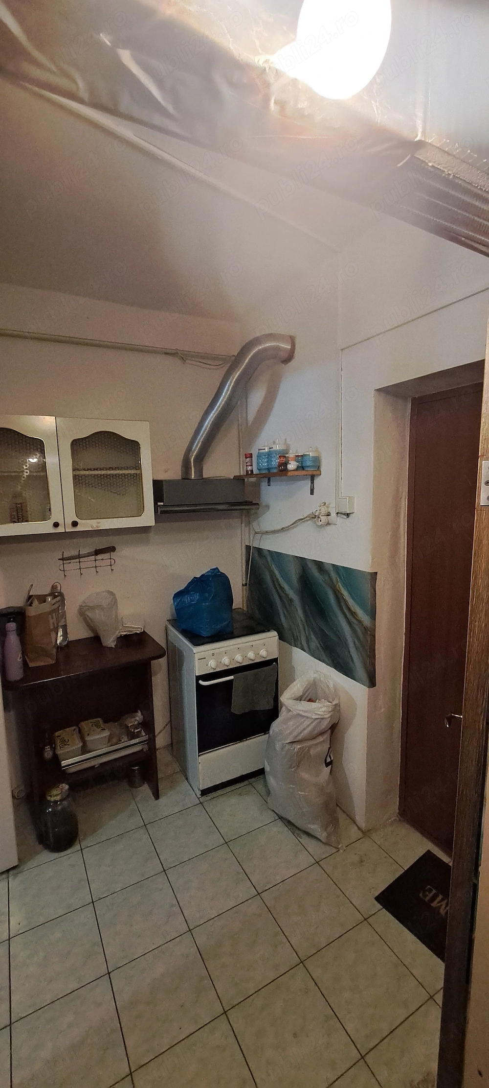 Garsoniera de închiriat urgent !