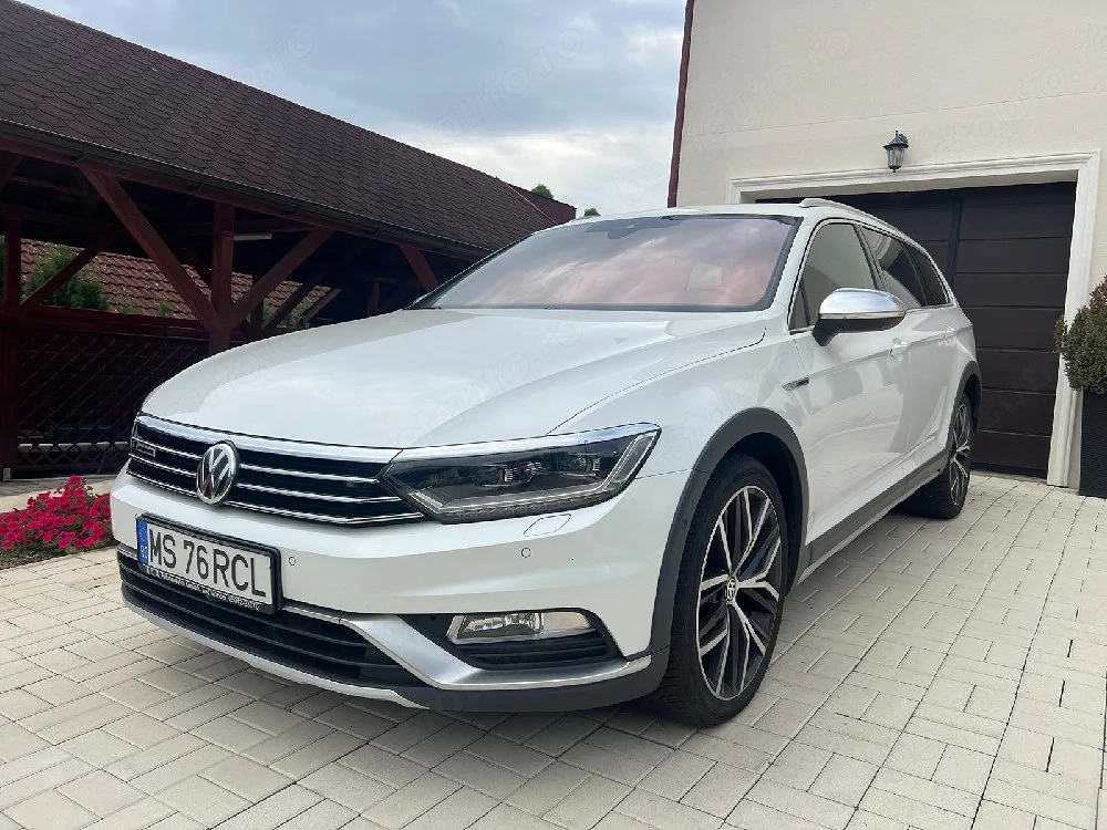 VW Passat Alltrack BiTDI Full