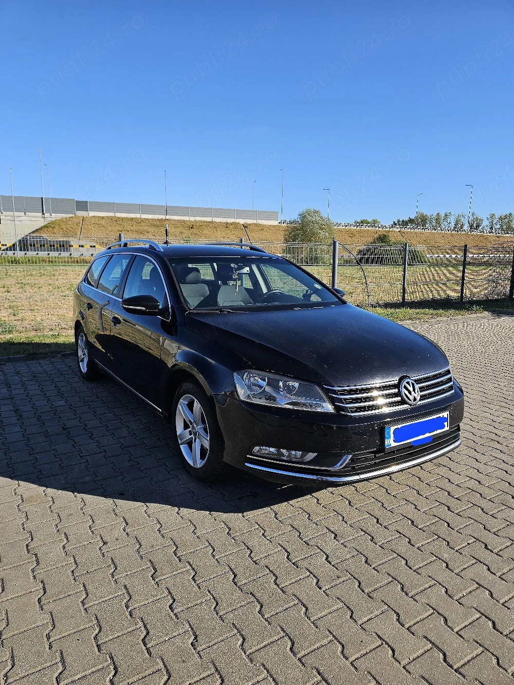 VW Passat B7 Variant 2.0 TDI 140 CP   2012   Cu istoric documentat
