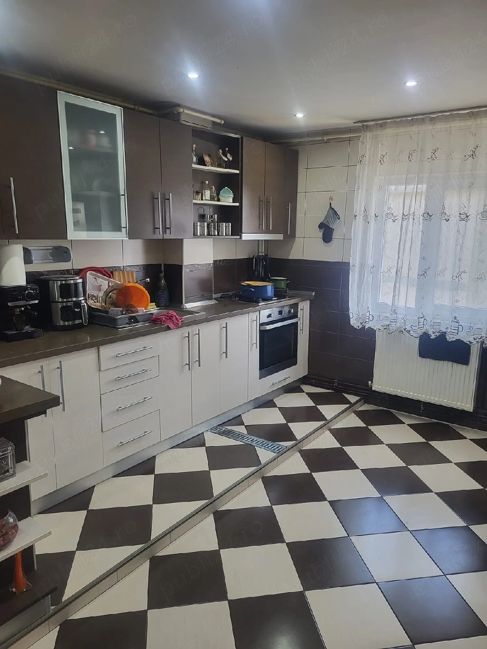 vand apartament 2 camere zona alfa Arad