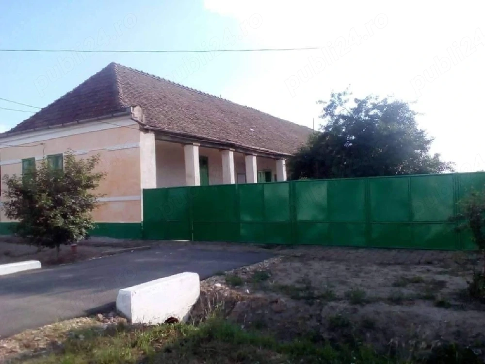 Casă de vânzare 